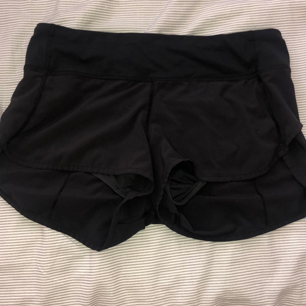 lulu lemon black shorts